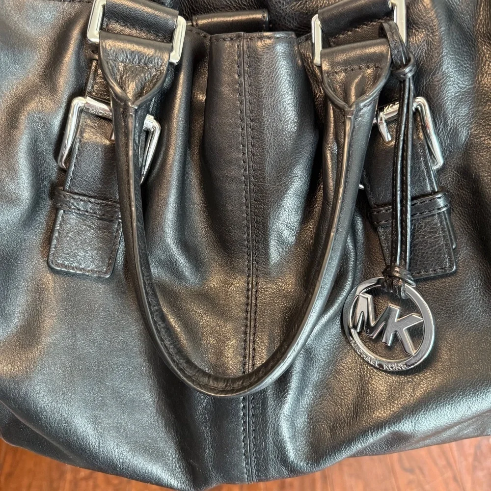 Michael Kors Brookville Black Leather Tote Bag Dual Handles - Picture 15 of 16